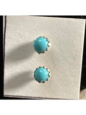 Navajo Handmade Sterling Silver Kingman Turquoise Stud Earrings Linda Yazzie gif
